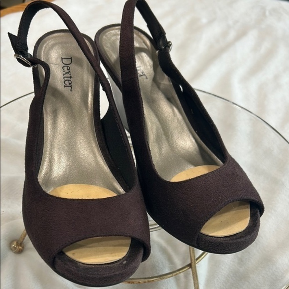 Dexter Women's Brown Peep Toe Slingback Shoes